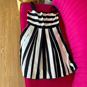 New with tags Ann Taylor striped dress. Perfect for wedding, party, happy hour